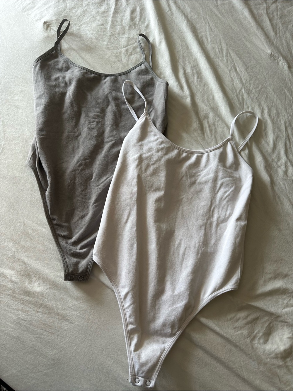 Women’s Set of 2 Butter Soft Stretchy Tank Top Bodysuit Grey/White Size L